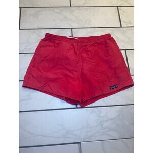 Vintage made in USA  Patagonia Men's Baggies Shorts - 57021 SIZE M red/corral